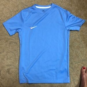NWOT never worn dri fit Nike shirt